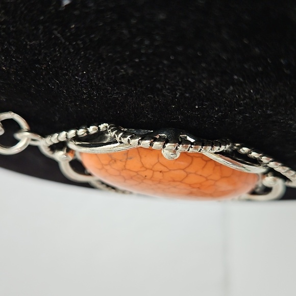 Elegant Silver and Orange Pendant Necklace - Picture 4 of 6
